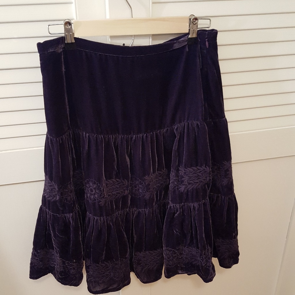 BCBG MAX AZRIA Women velvet skirt